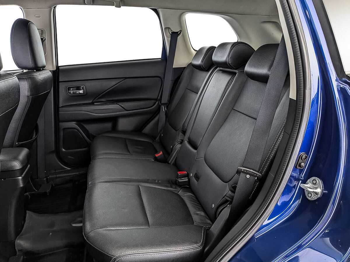 Купить Mitsubishi Outlander с пробегом. Фото: #16