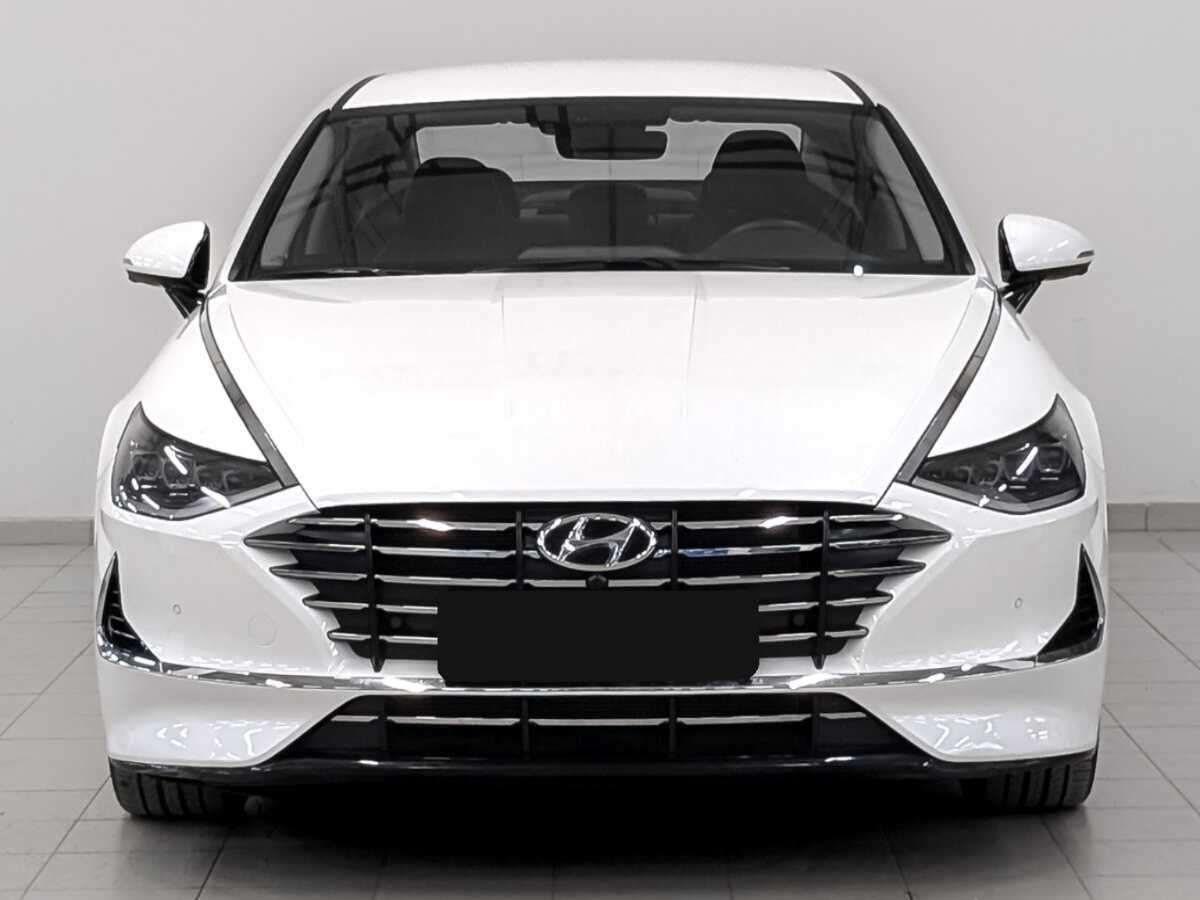Купить Hyundai Sonata с пробегом. Фото: #1