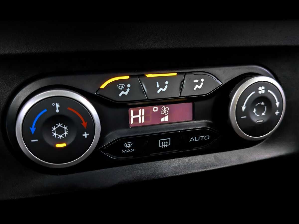 Купить Lada (ВАЗ) XRAY с пробегом. Фото: #24