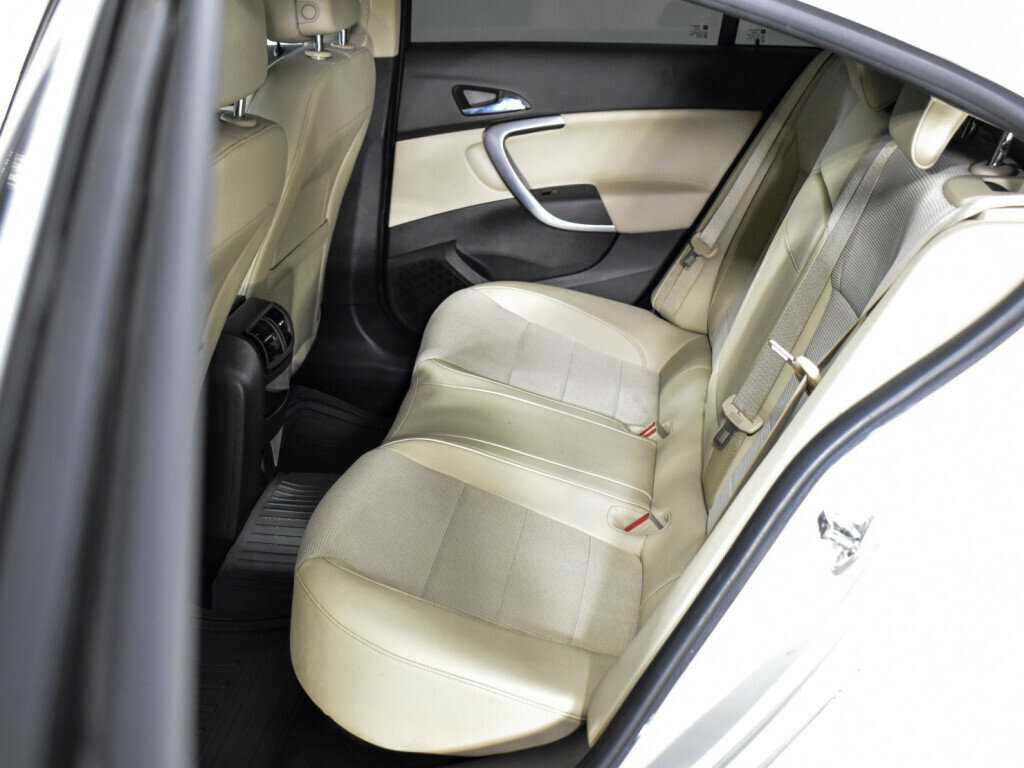 Купить Opel Insignia с пробегом. Фото: #10