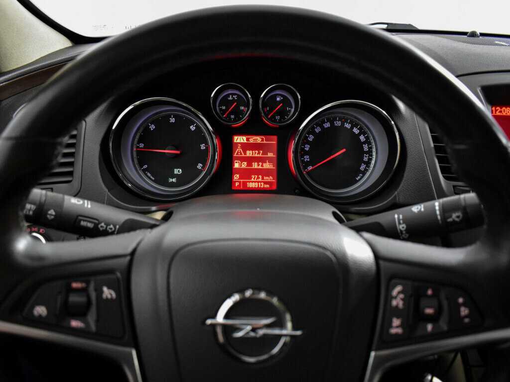 Купить Opel Insignia с пробегом. Фото: #17