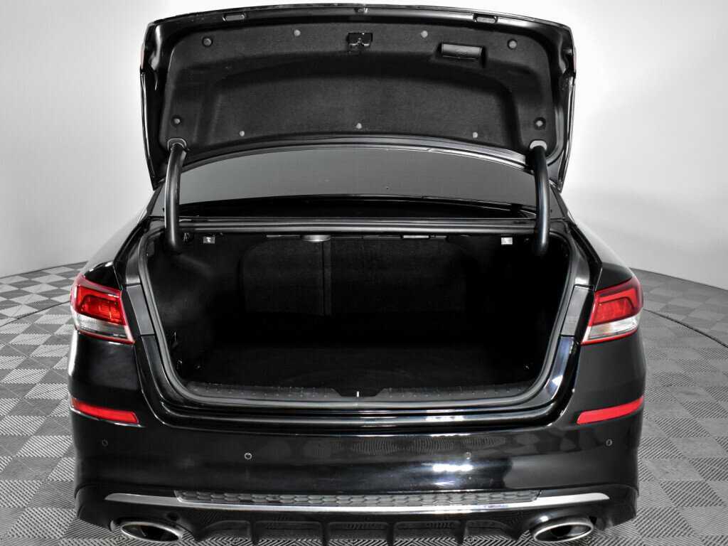 Купить Kia Optima с пробегом. Фото: #19