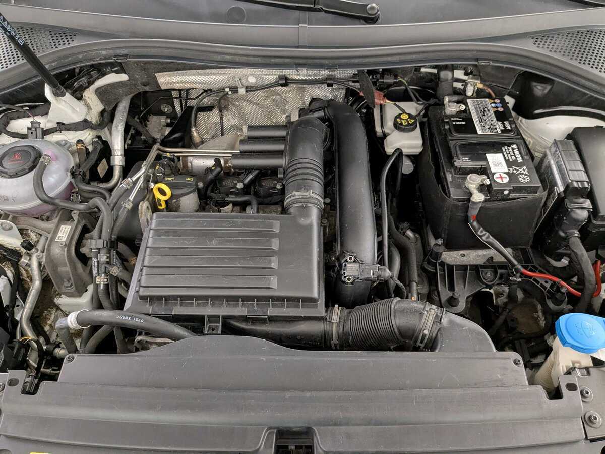 Купить Volkswagen Tiguan с пробегом. Фото: #8