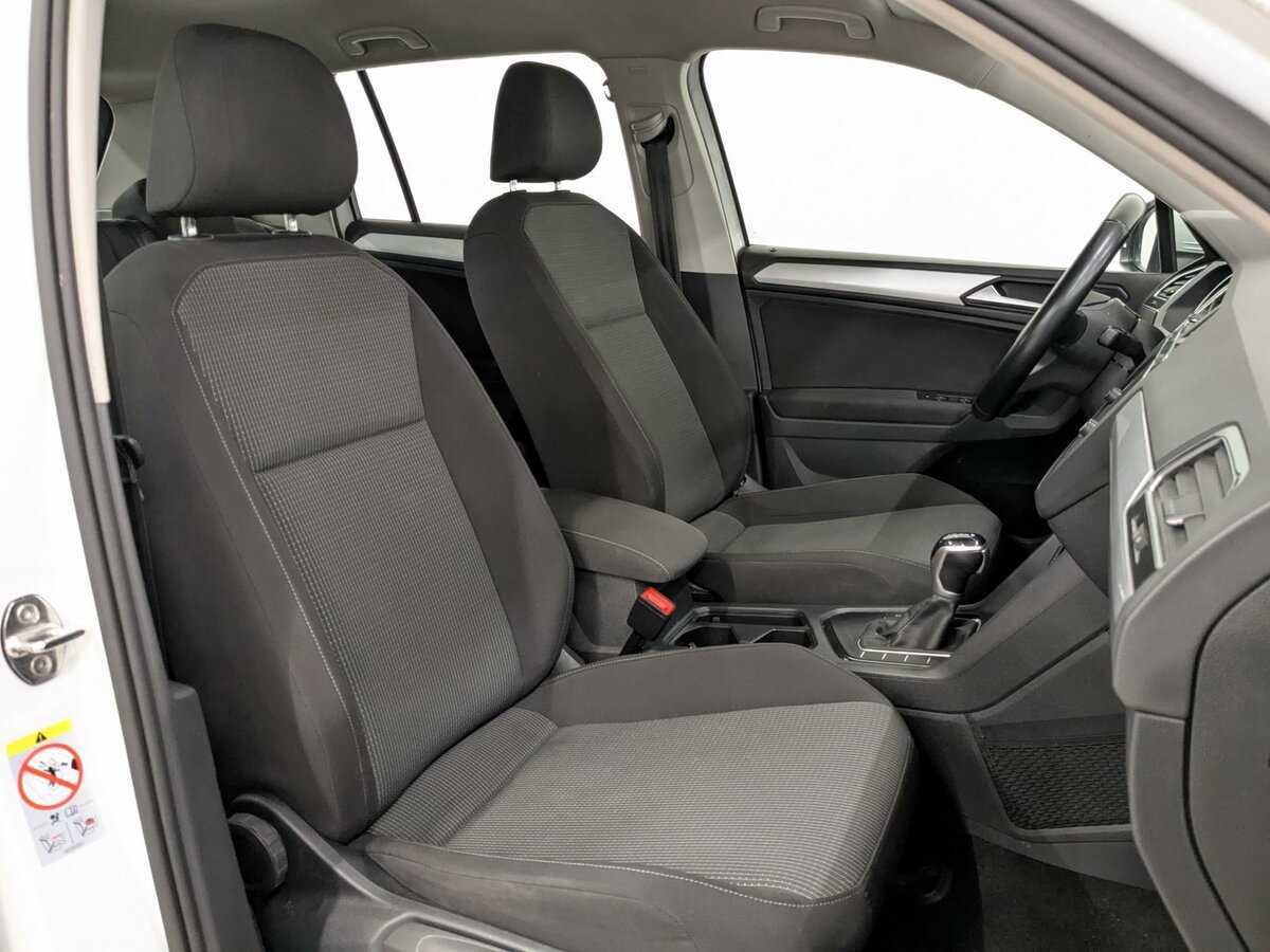 Купить Volkswagen Tiguan с пробегом. Фото: #22