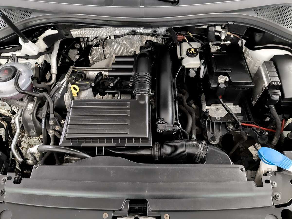 Купить Volkswagen Tiguan с пробегом. Фото: #8