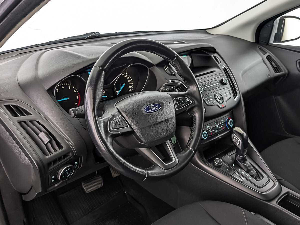 Купить Ford Focus с пробегом. Фото: #15