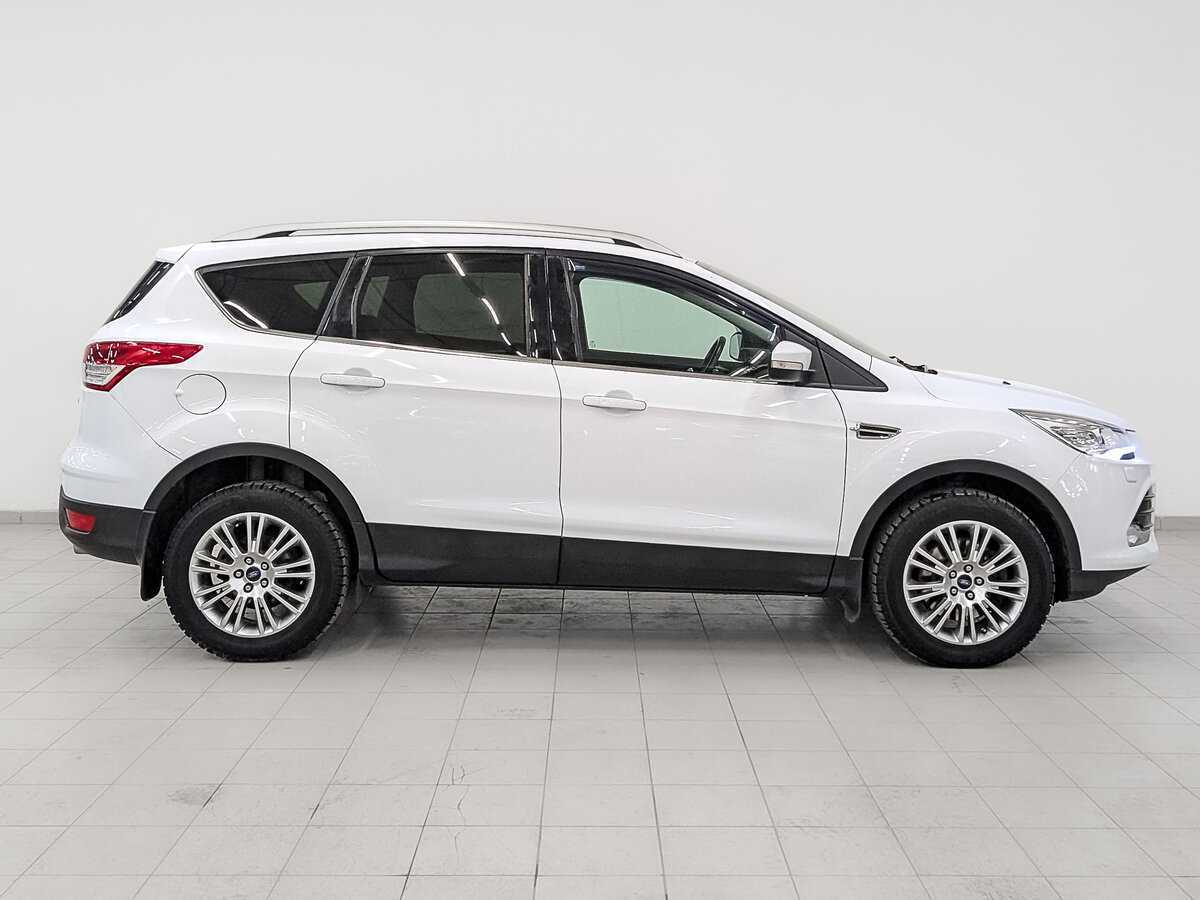 Купить Ford Kuga с пробегом. Фото: #3