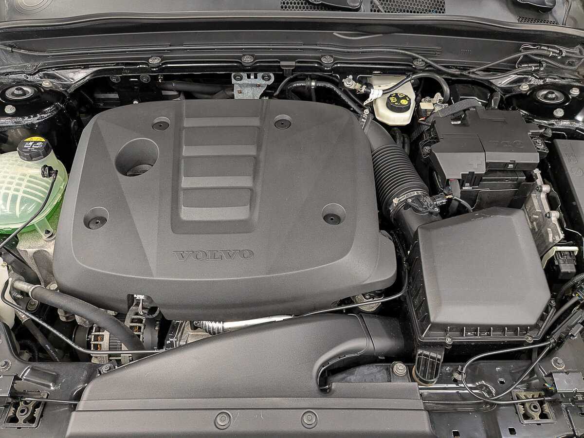 Купить Volvo XC40 с пробегом. Фото: #8