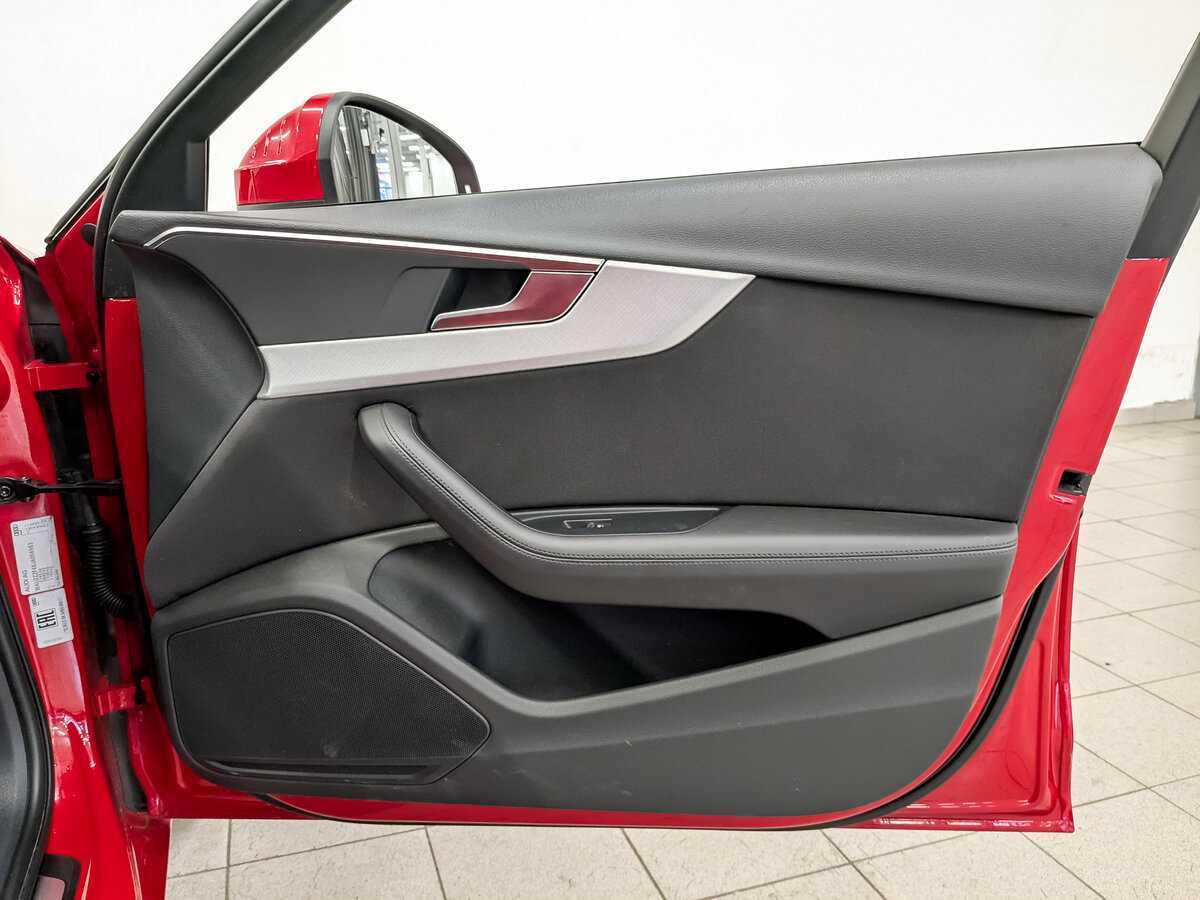 Купить Audi A4 с пробегом. Фото: #21