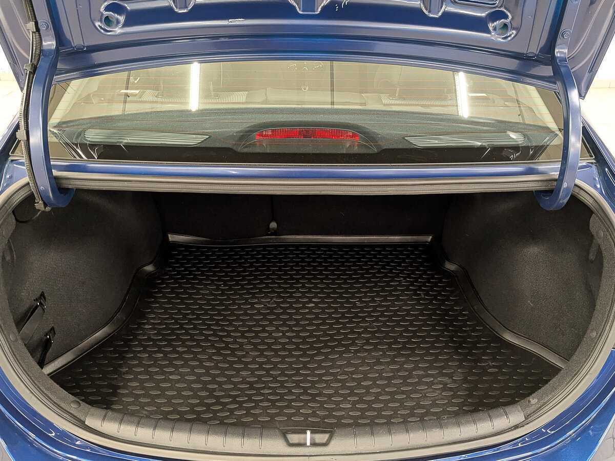 Купить Hyundai Solaris с пробегом. Фото: #9