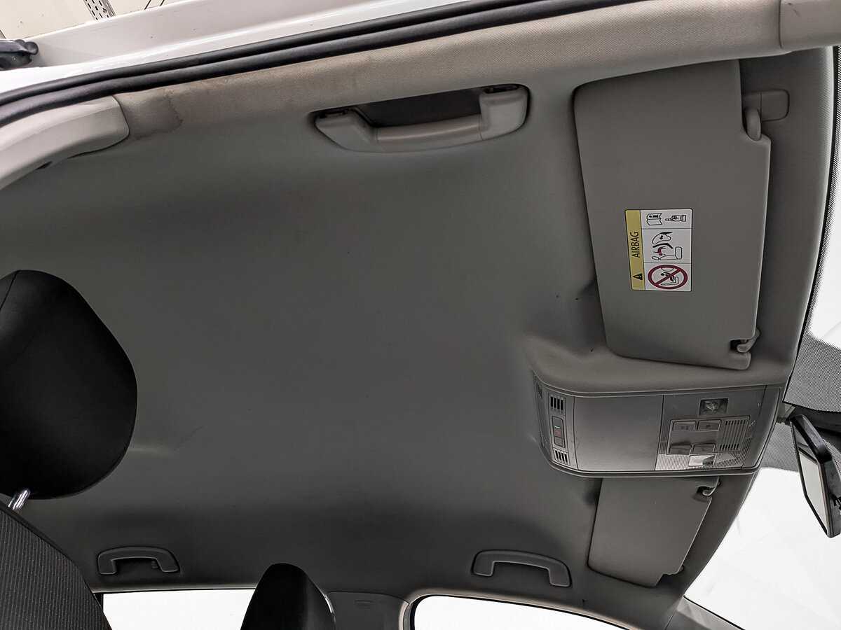 Купить Volkswagen Tiguan с пробегом. Фото: #18