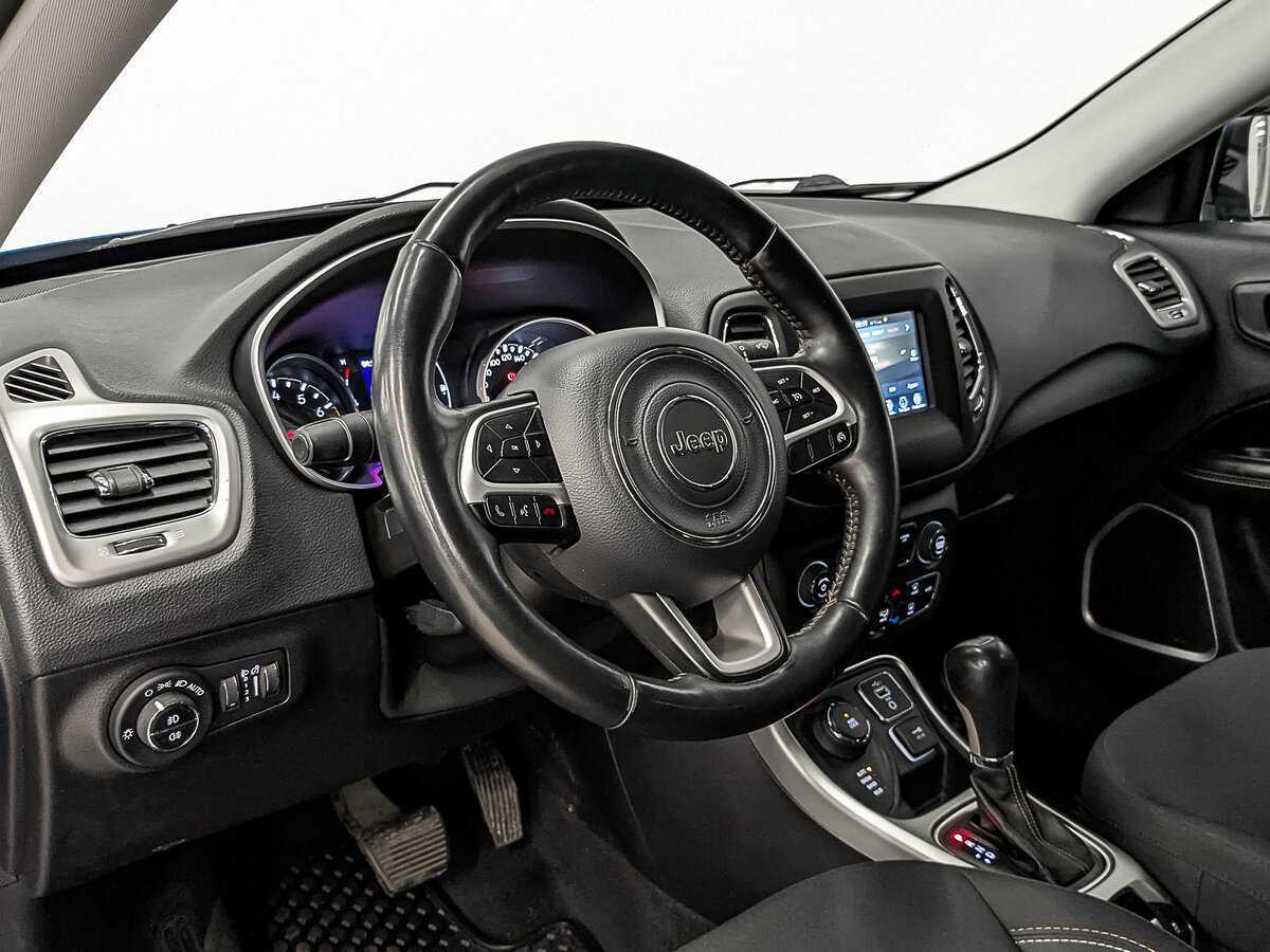 Купить Jeep Compass с пробегом. Фото: #12