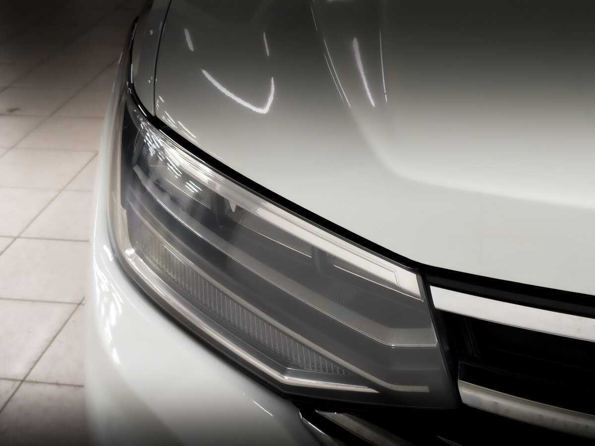 Купить Volkswagen Tiguan с пробегом. Фото: #15