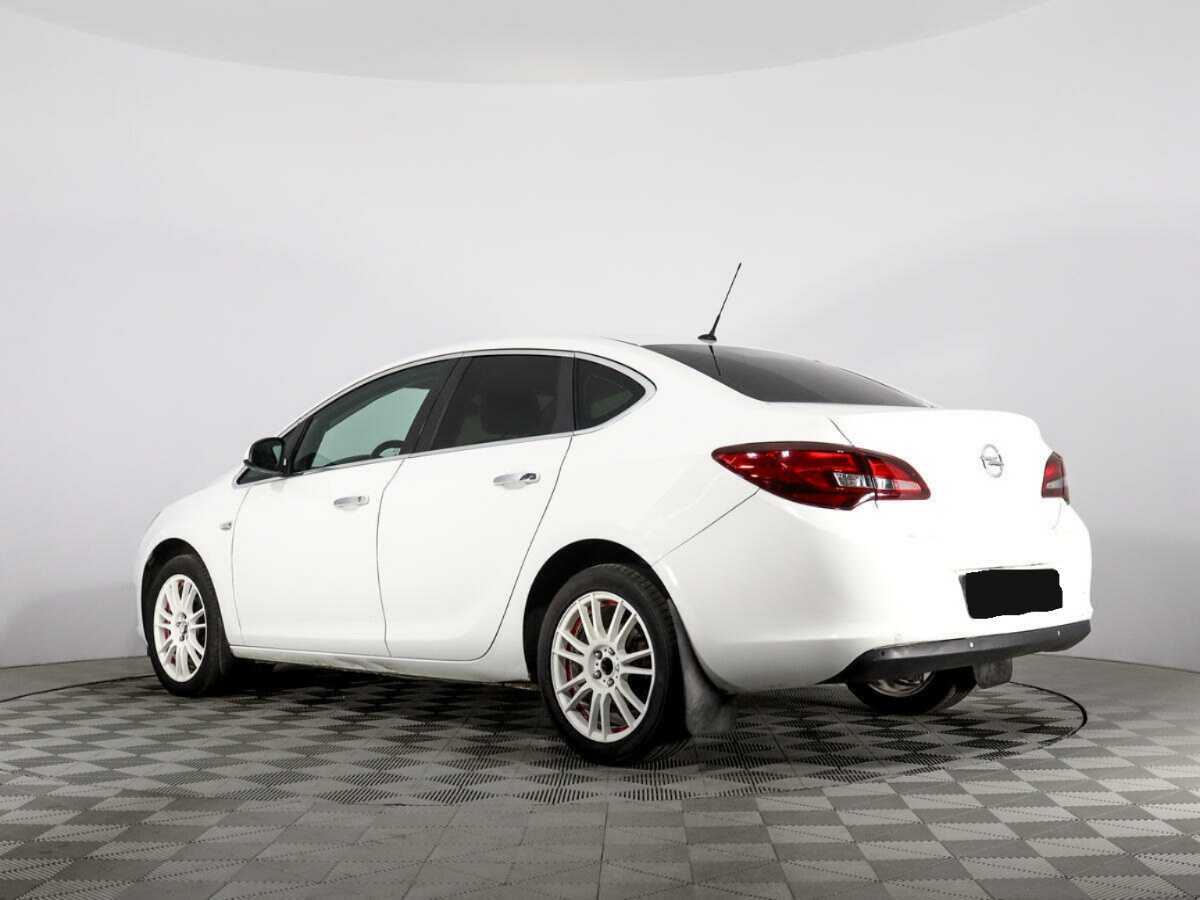 Купить Opel Astra с пробегом. Фото: #6