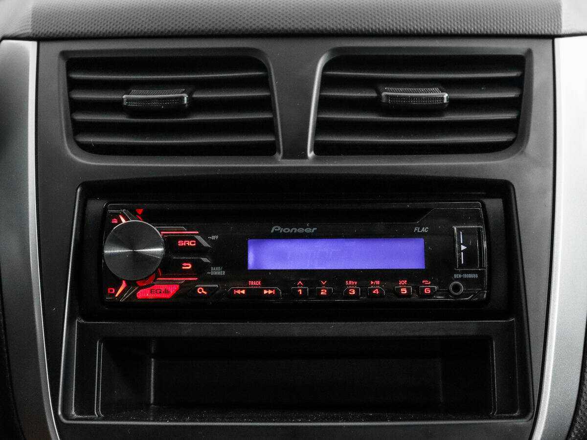 Купить Hyundai Solaris с пробегом. Фото: #12