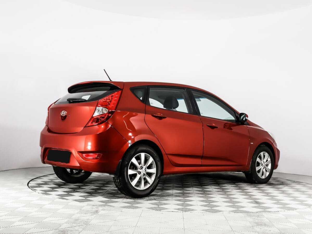 Купить Hyundai Solaris с пробегом. Фото: #4