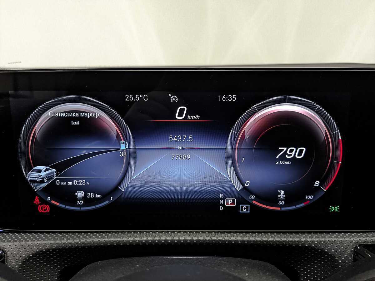 Купить Mercedes-Benz CLA с пробегом. Фото: #15