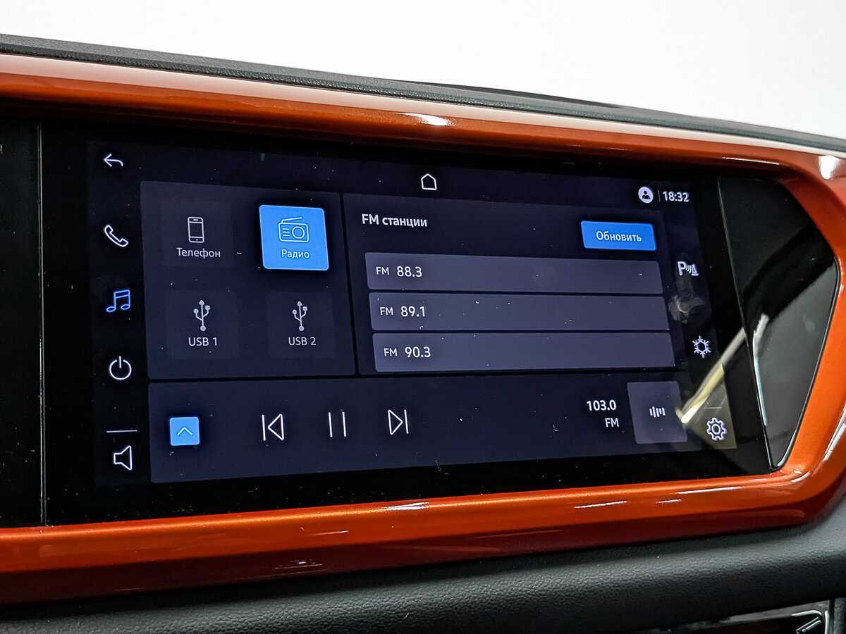 Купить Volkswagen Taos с пробегом. Фото: #25