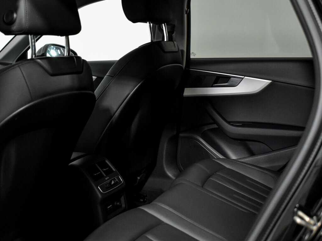 Купить Audi A4 с пробегом. Фото: #11