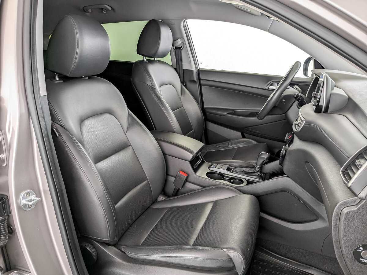 Купить Hyundai Tucson с пробегом. Фото: #22