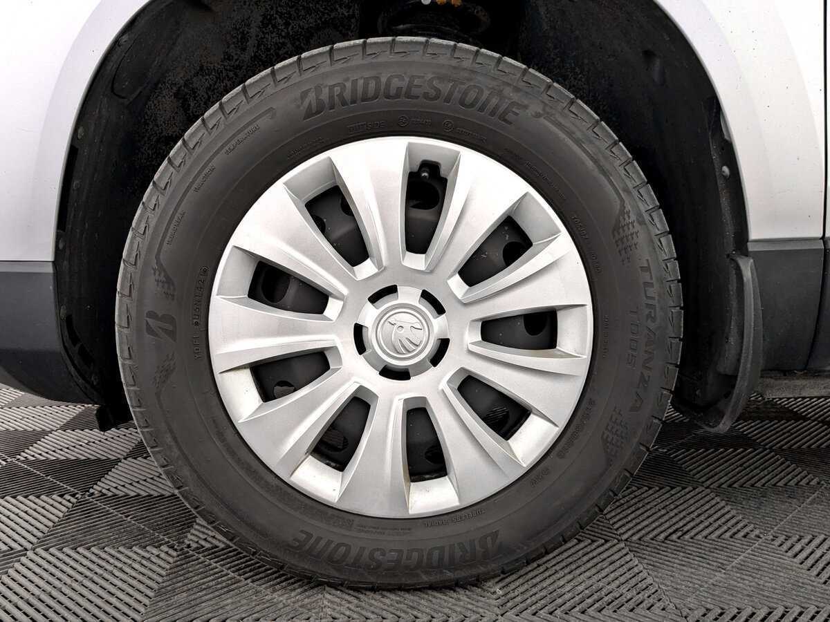 Купить Skoda Karoq с пробегом. Фото: #17