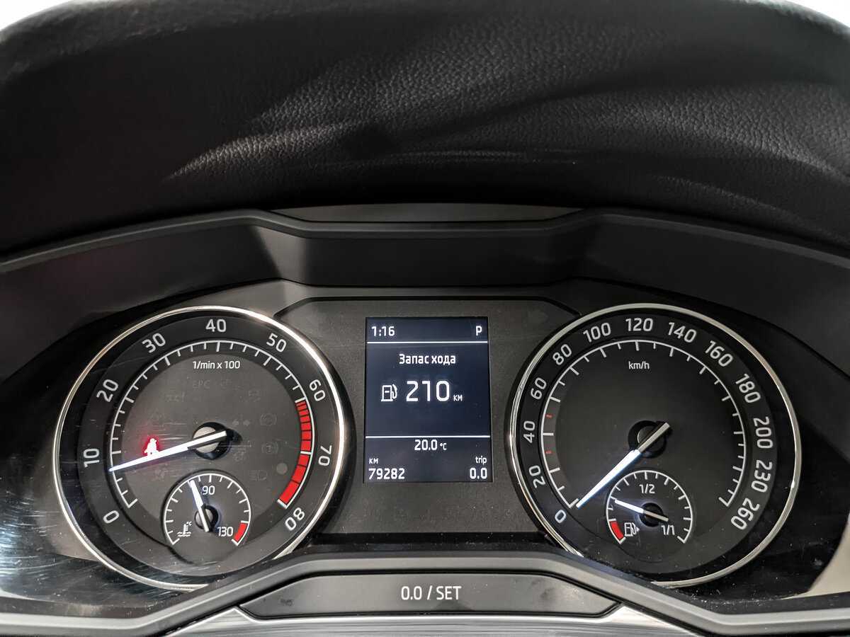 Купить Skoda Superb с пробегом. Фото: #16