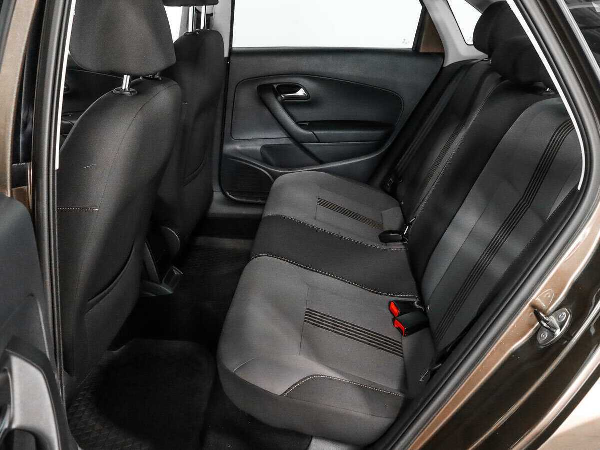 Купить Volkswagen Polo с пробегом. Фото: #9