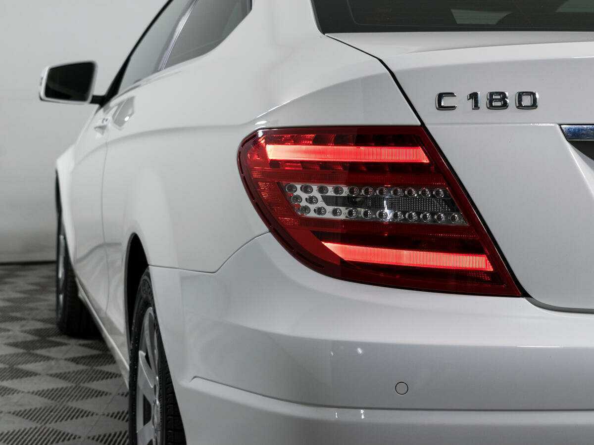 Купить Mercedes-Benz C-Класс с пробегом. Фото: #14