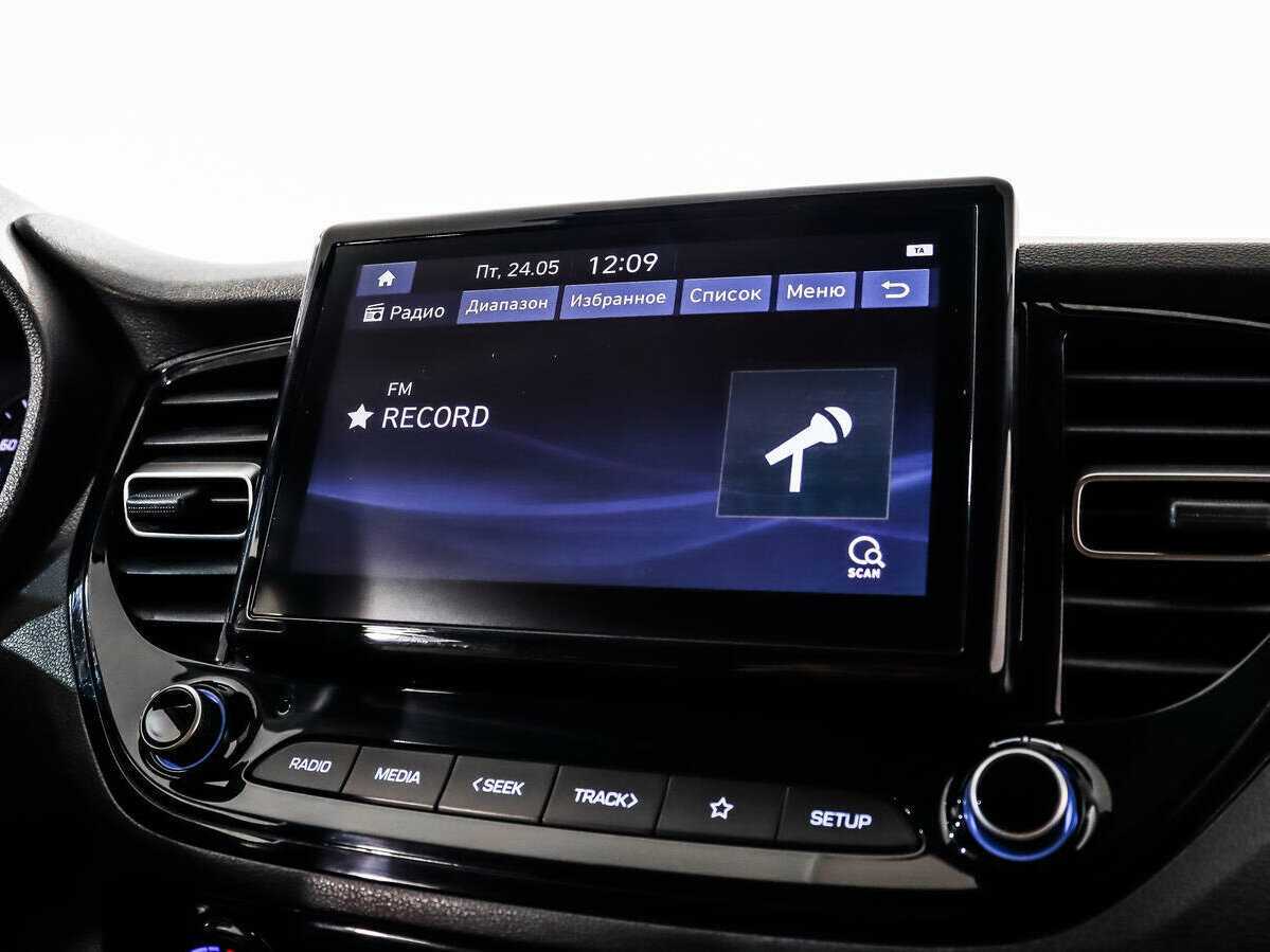 Купить Hyundai Solaris с пробегом. Фото: #12