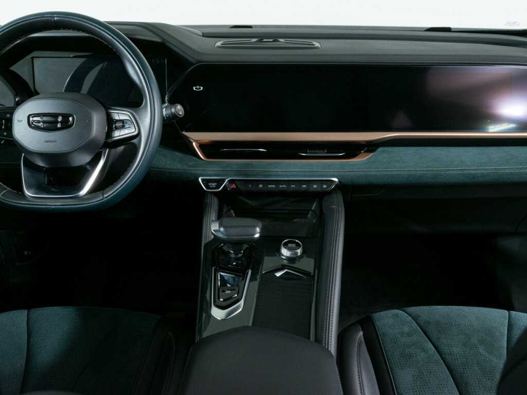 Купить Geely Monjaro с пробегом. Фото: #8