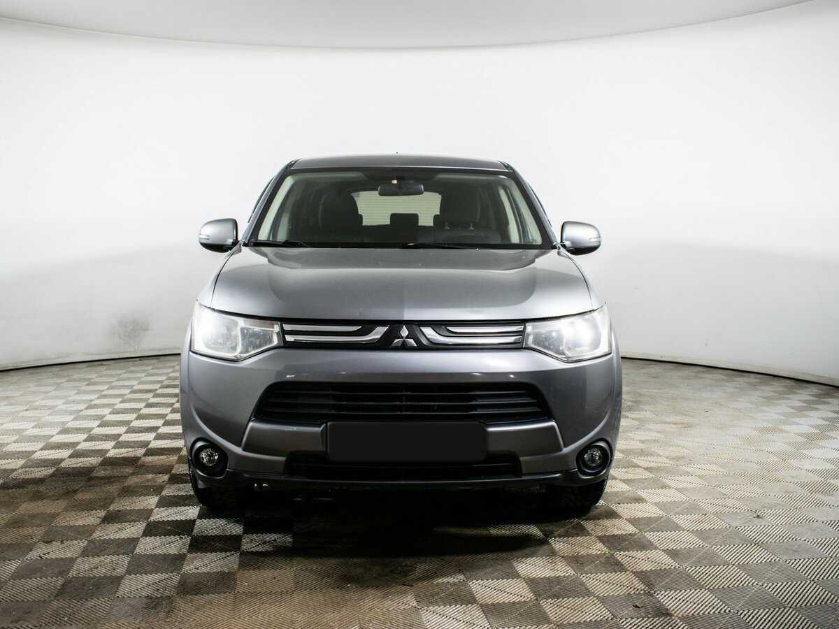 Купить Mitsubishi Outlander с пробегом. Фото: #1