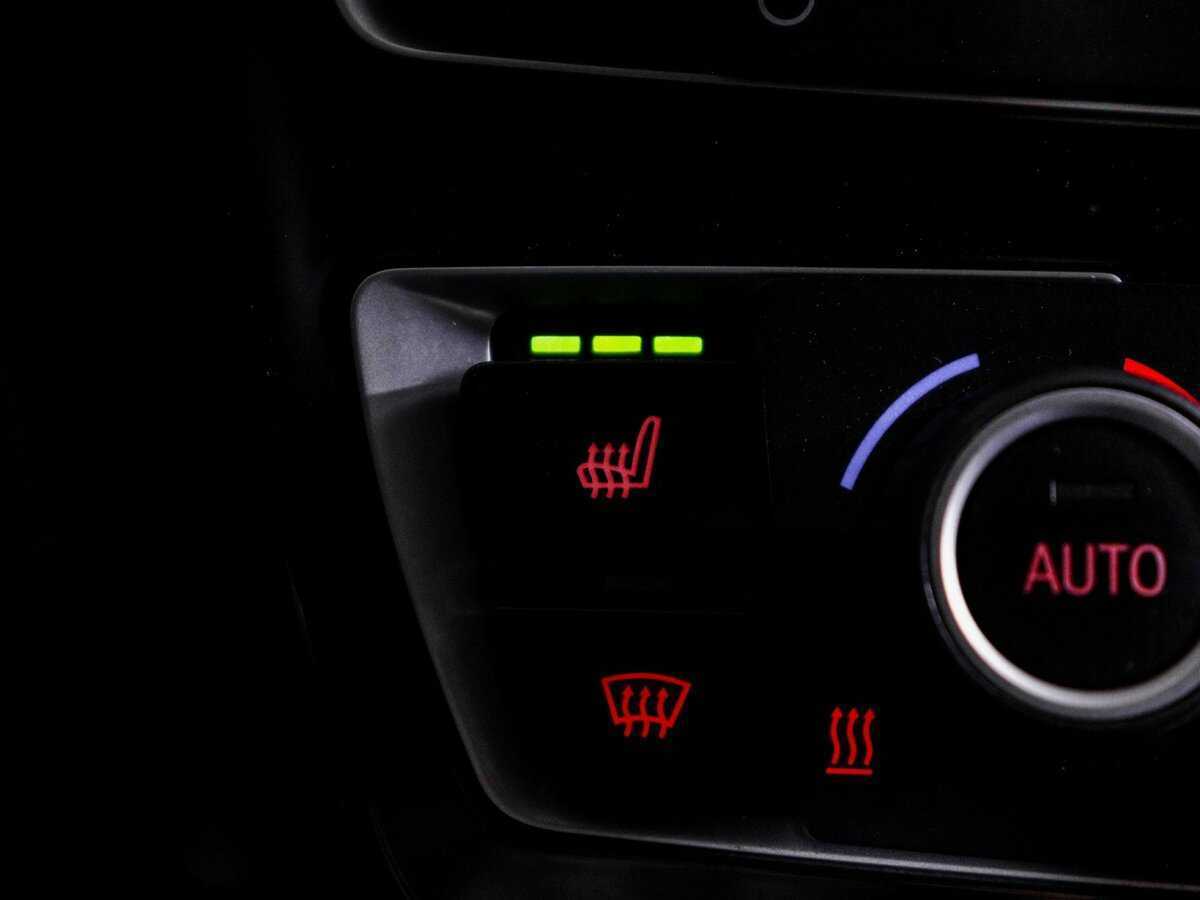 Купить BMW 3 серии с пробегом. Фото: #17