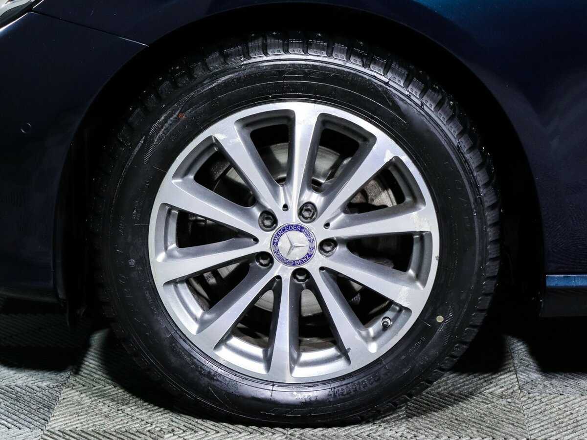 Купить Mercedes-Benz E-Класс с пробегом. Фото: #11