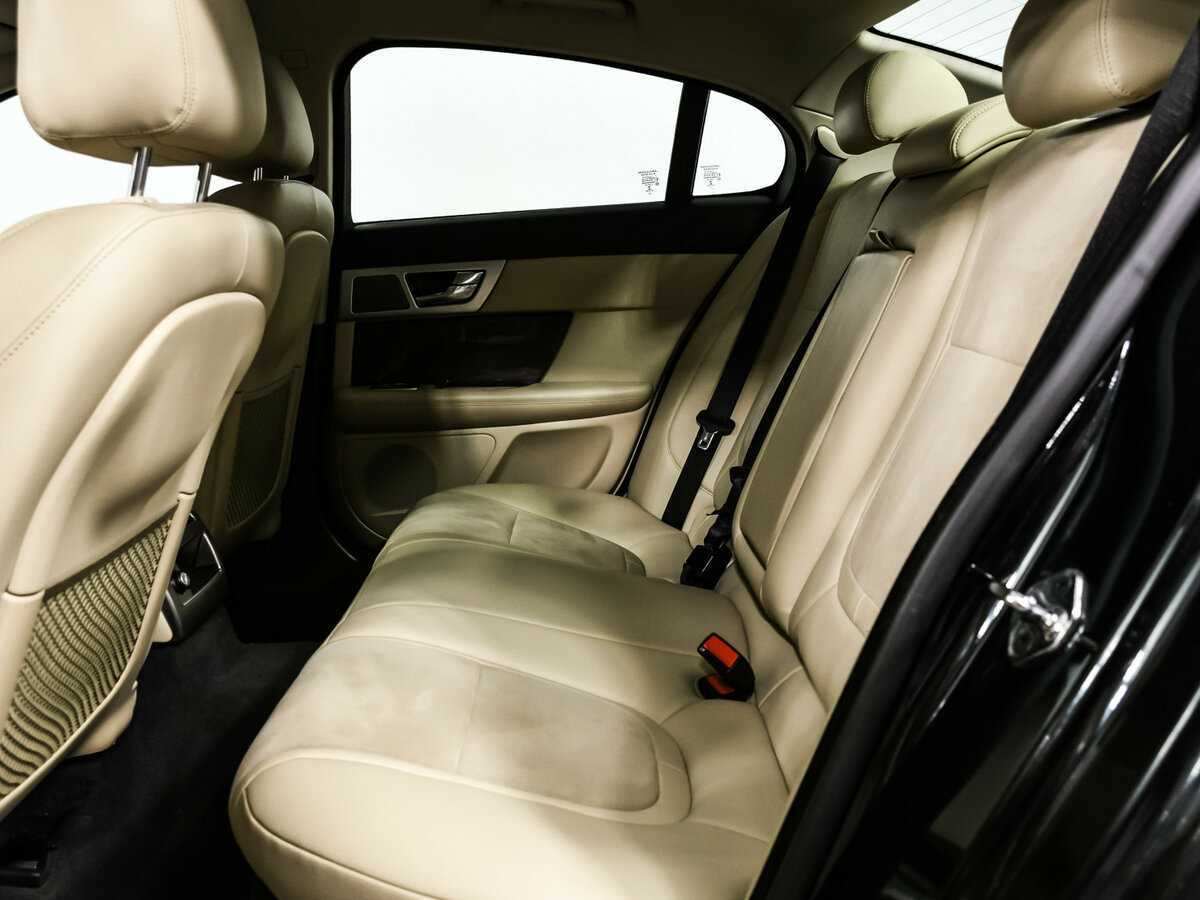 Купить Jaguar XF с пробегом. Фото: #12