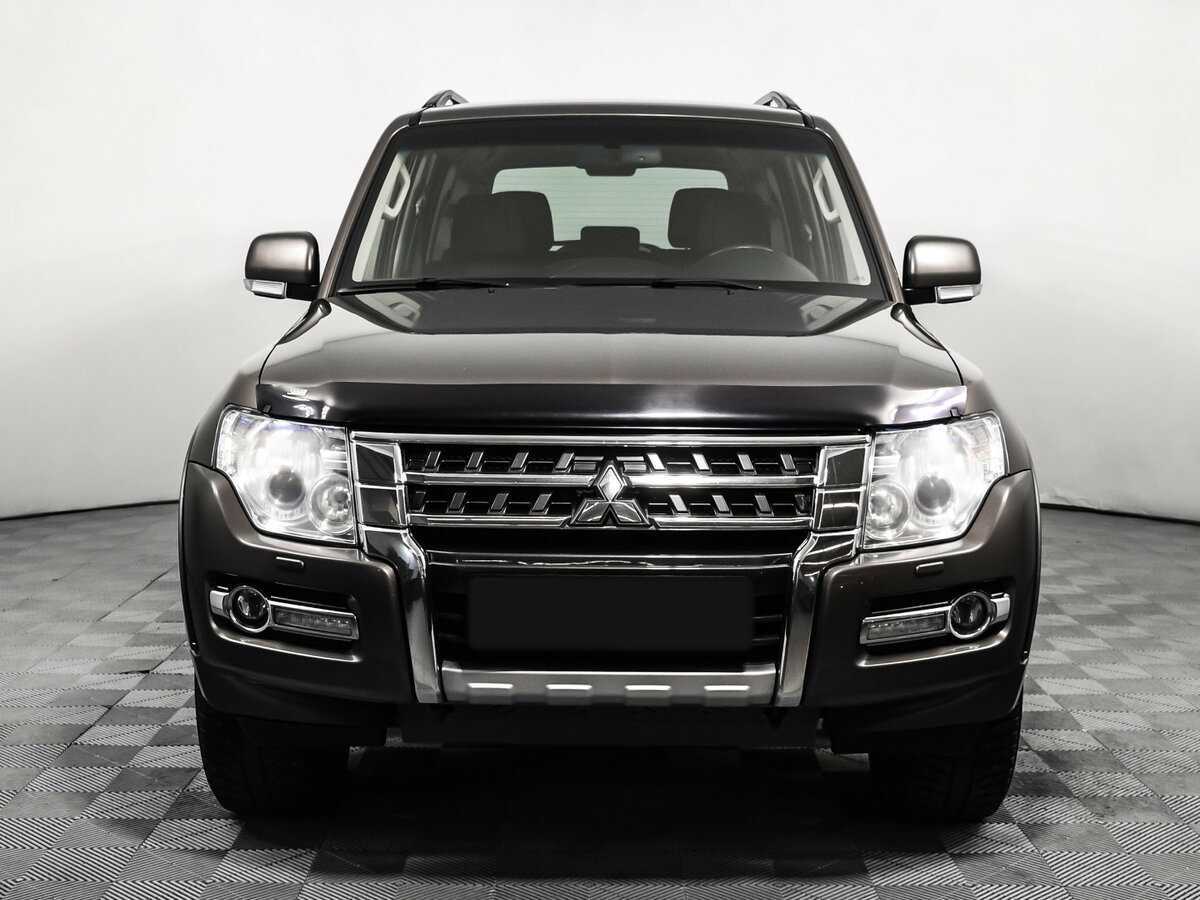 Купить Mitsubishi Pajero с пробегом. Фото: #1