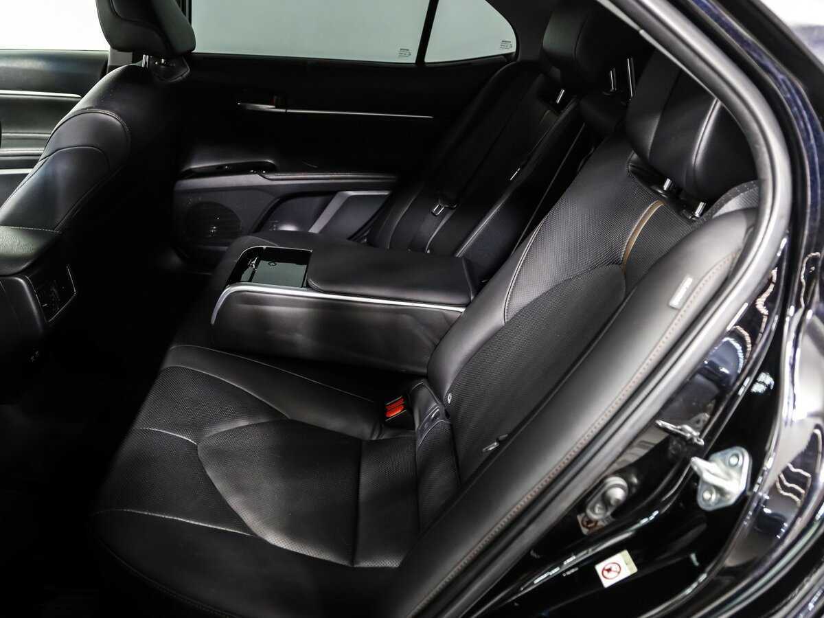 Купить Toyota Camry с пробегом. Фото: #12