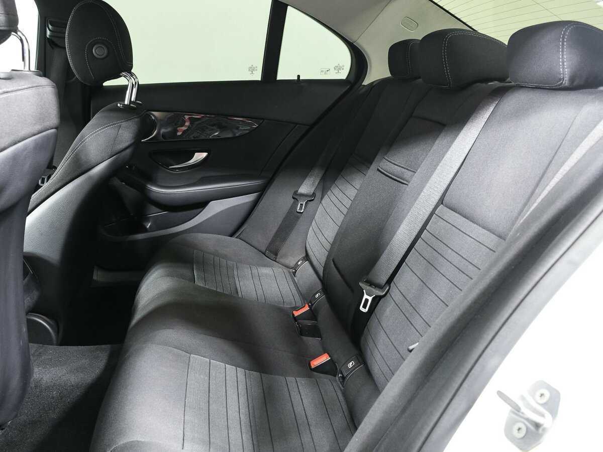 Купить Mercedes-Benz C-Класс с пробегом. Фото: #10