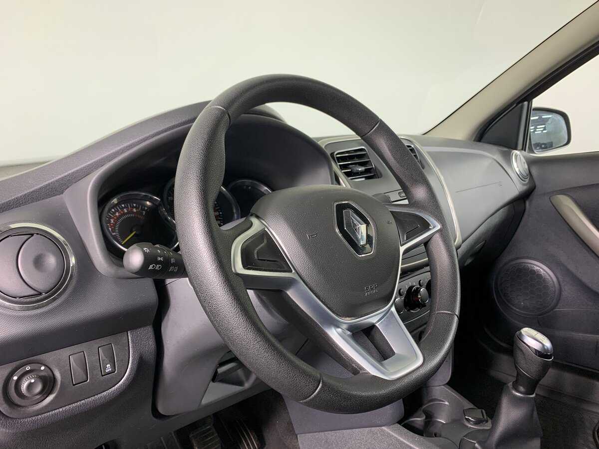 Купить Renault Sandero с пробегом. Фото: #11