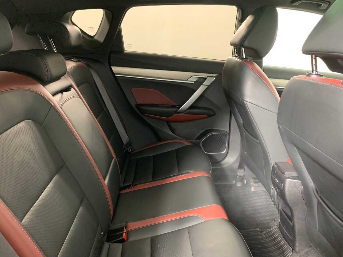 Купить Geely Coolray с пробегом. Фото: #17