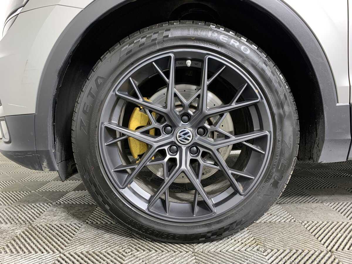Купить Volkswagen Tiguan с пробегом. Фото: #7
