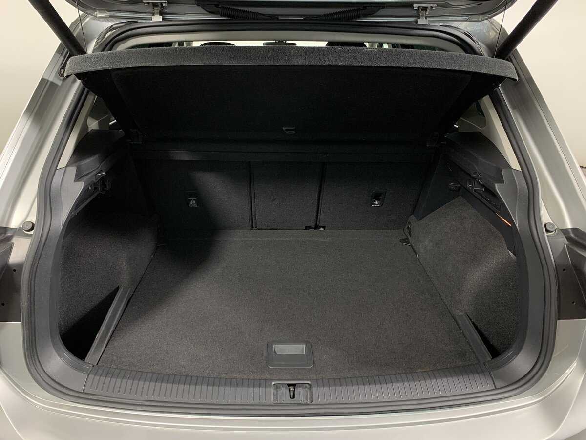 Купить Volkswagen Tiguan с пробегом. Фото: #18