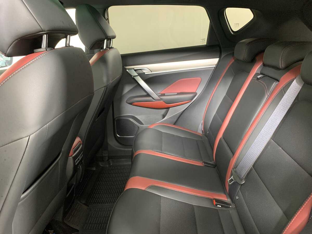 Купить Geely Coolray с пробегом. Фото: #18