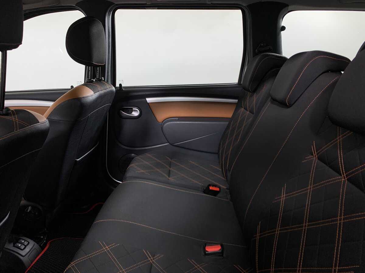 Купить Lada (ВАЗ) Largus с пробегом. Фото: #18