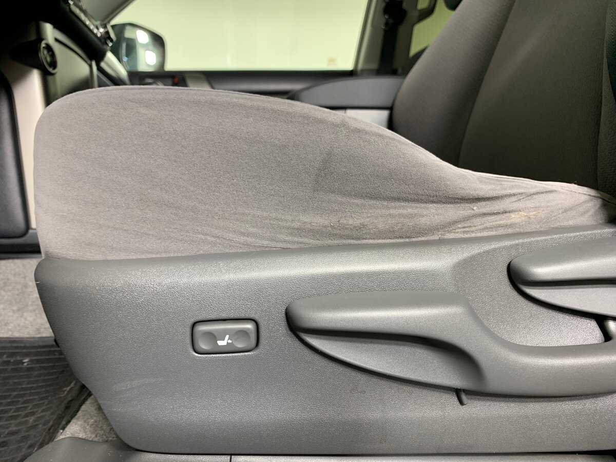 Купить Toyota Land Cruiser Prado с пробегом. Фото: #13