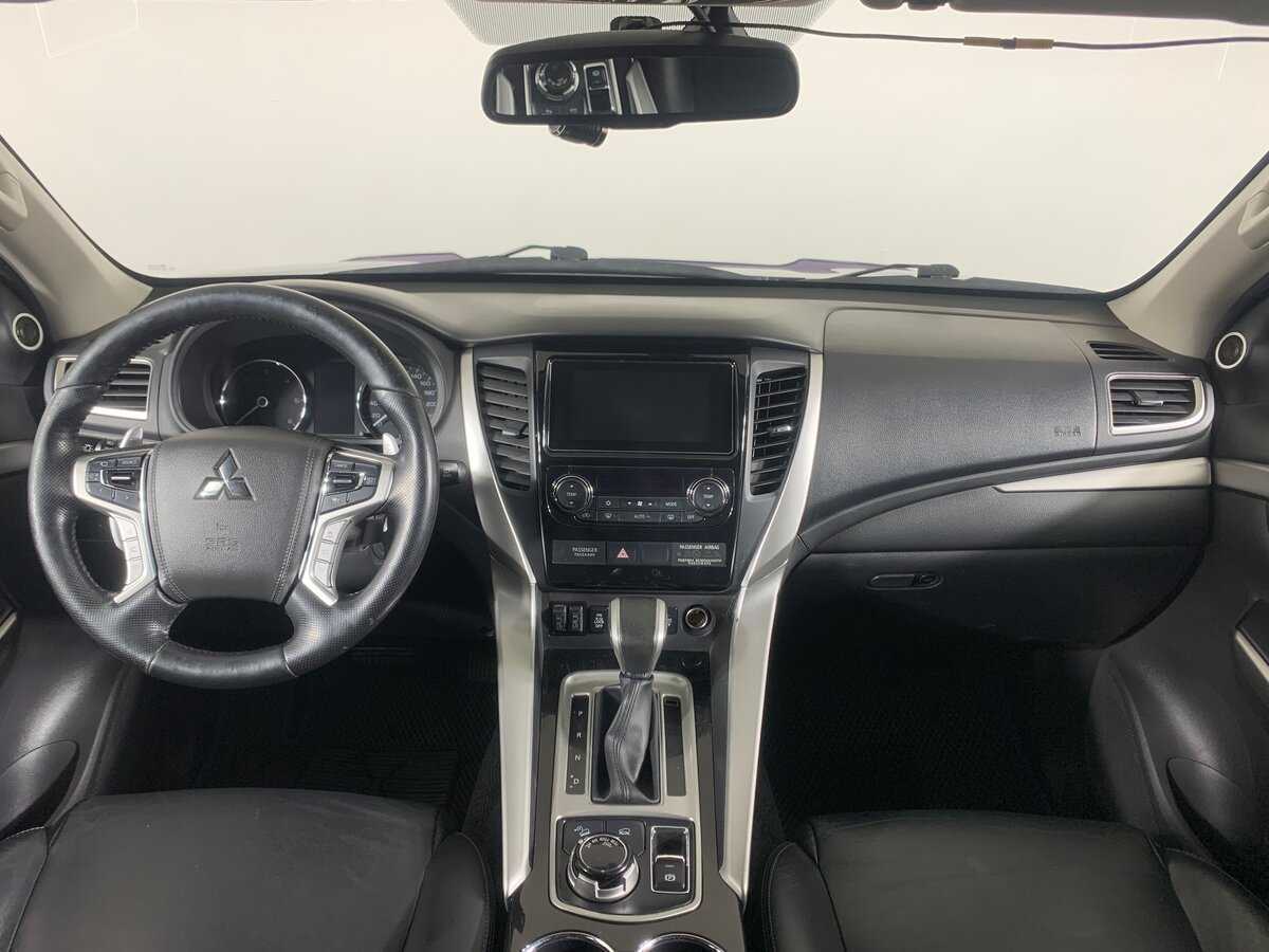 Купить Mitsubishi Pajero Sport с пробегом. Фото: #12