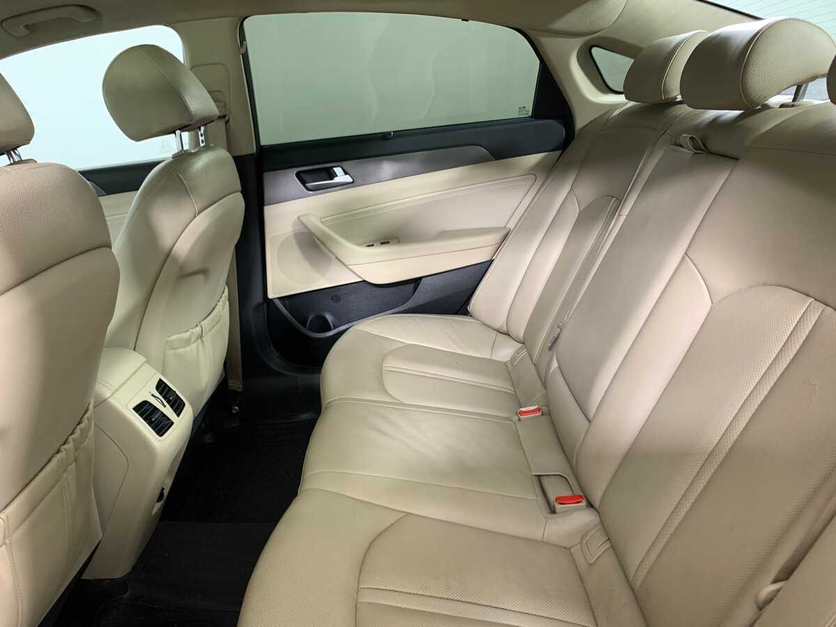 Купить Hyundai Sonata с пробегом. Фото: #19