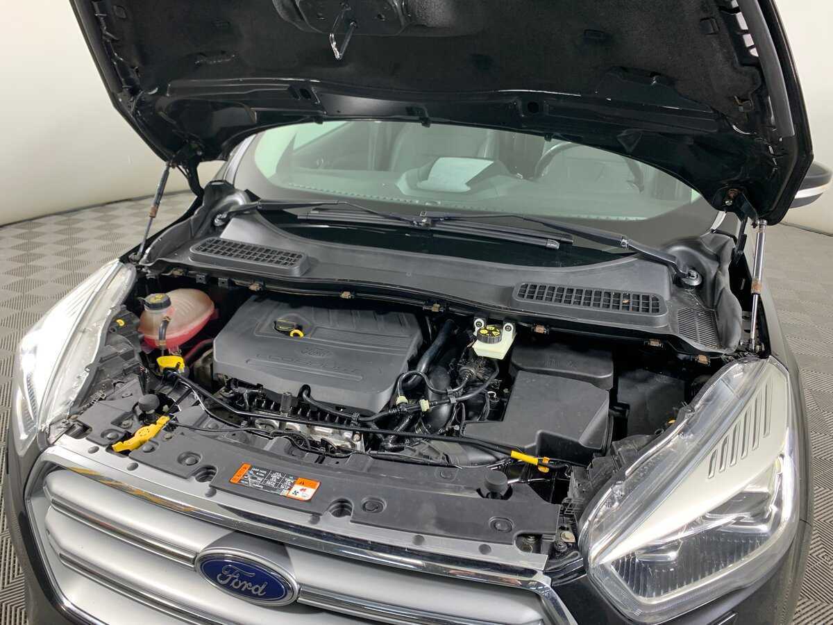 Купить Ford Kuga с пробегом. Фото: #10