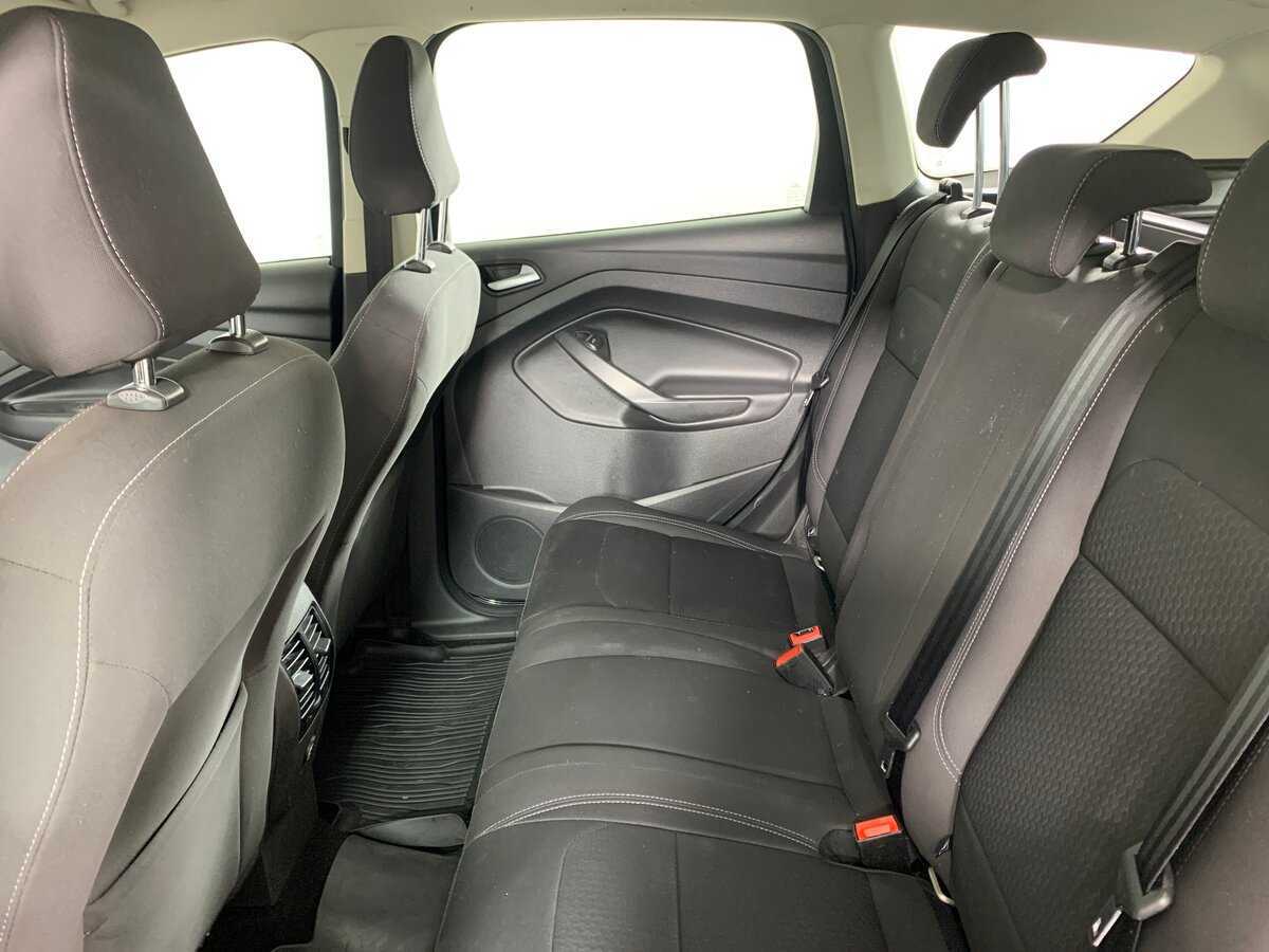 Купить Ford Kuga с пробегом. Фото: #18