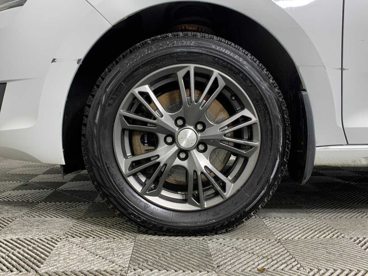 Купить Skoda Rapid с пробегом. Фото: #8