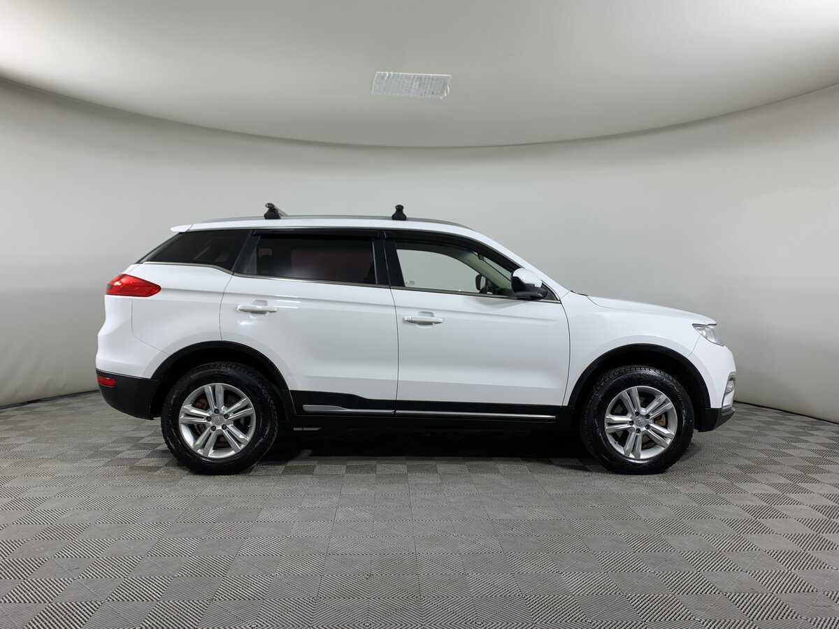 Купить Geely Atlas с пробегом. Фото: #3